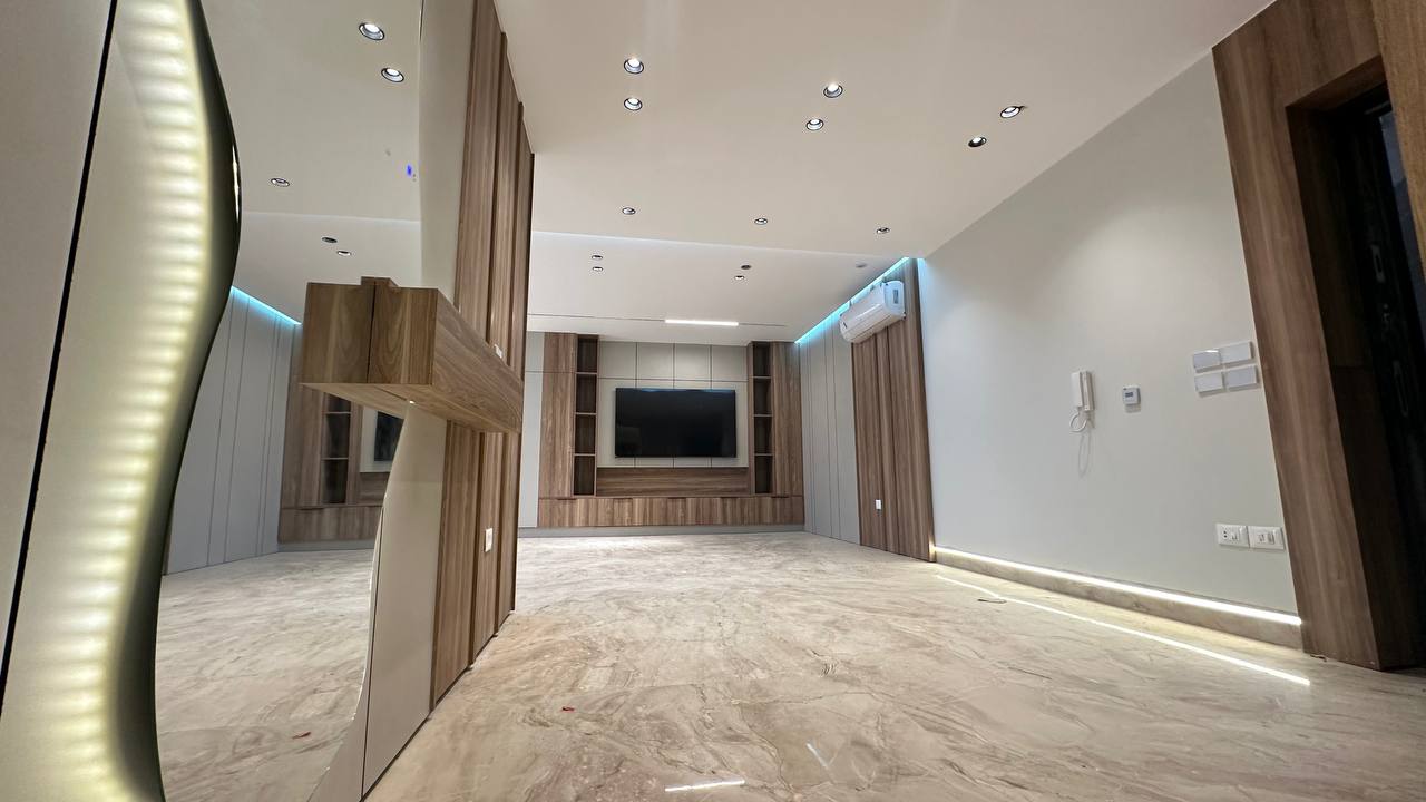 Mountain View _ Hyde Park image